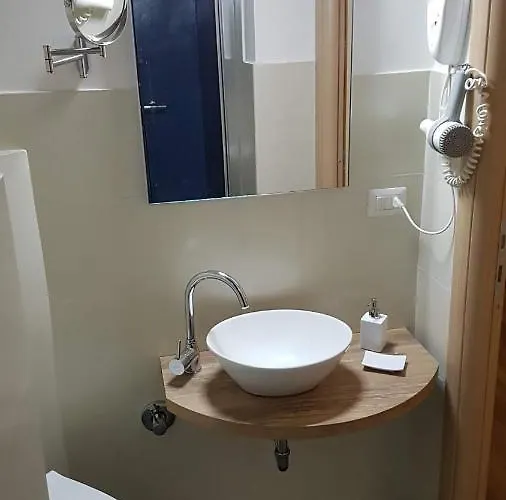 בית הארחה Domus 2*